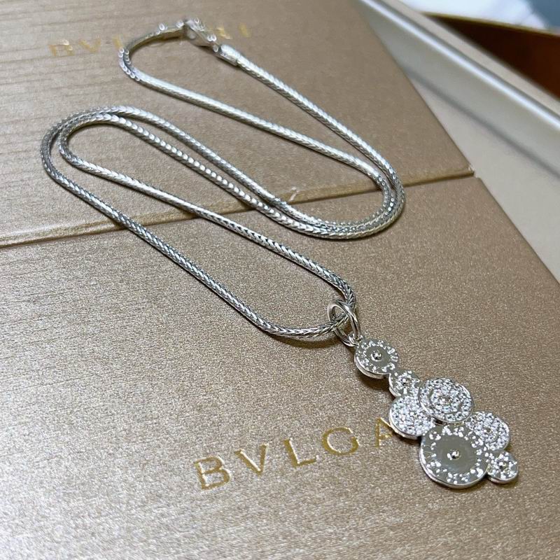 Bvlgari necklace 11yxx61